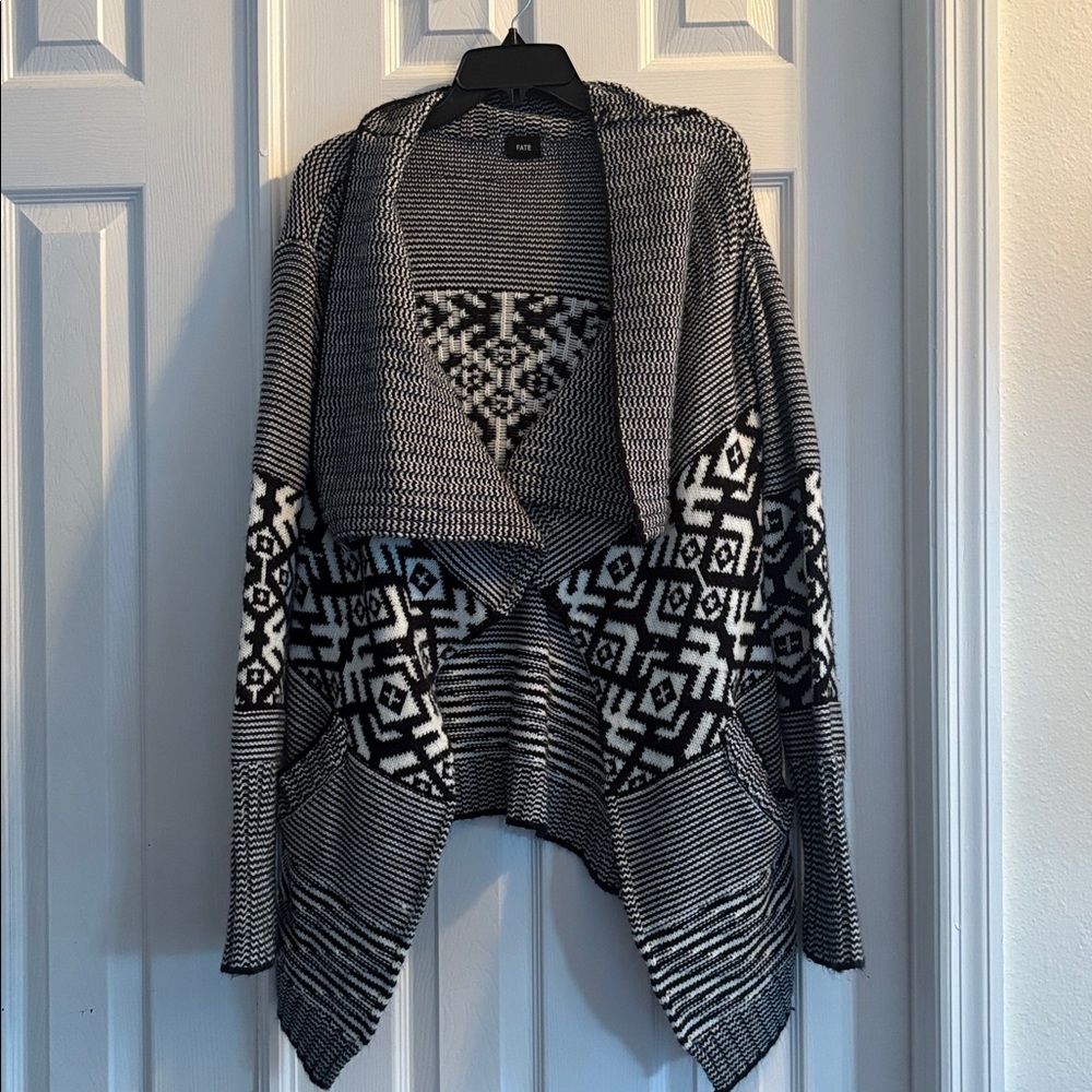 Fate Black and White Geometric Open Cardigan Sweater